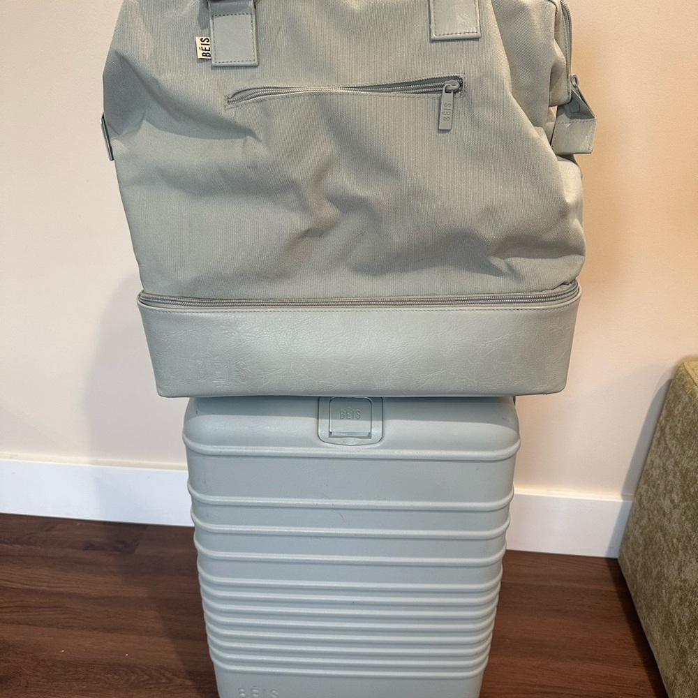 BEIS LUGGAGE SET!!